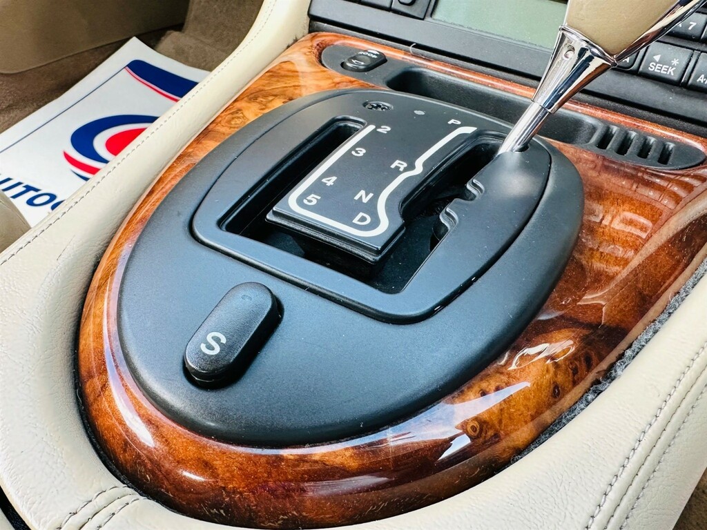 Jaguar XKR Convertible Black #78