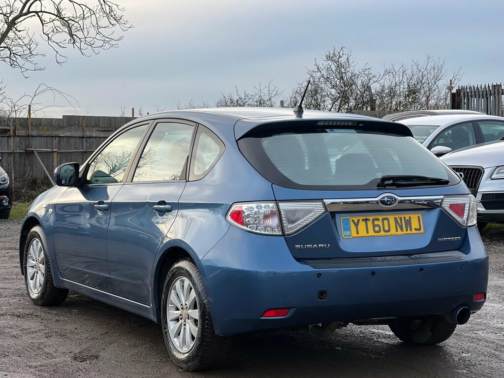 Subaru Impreza Hatchback #10