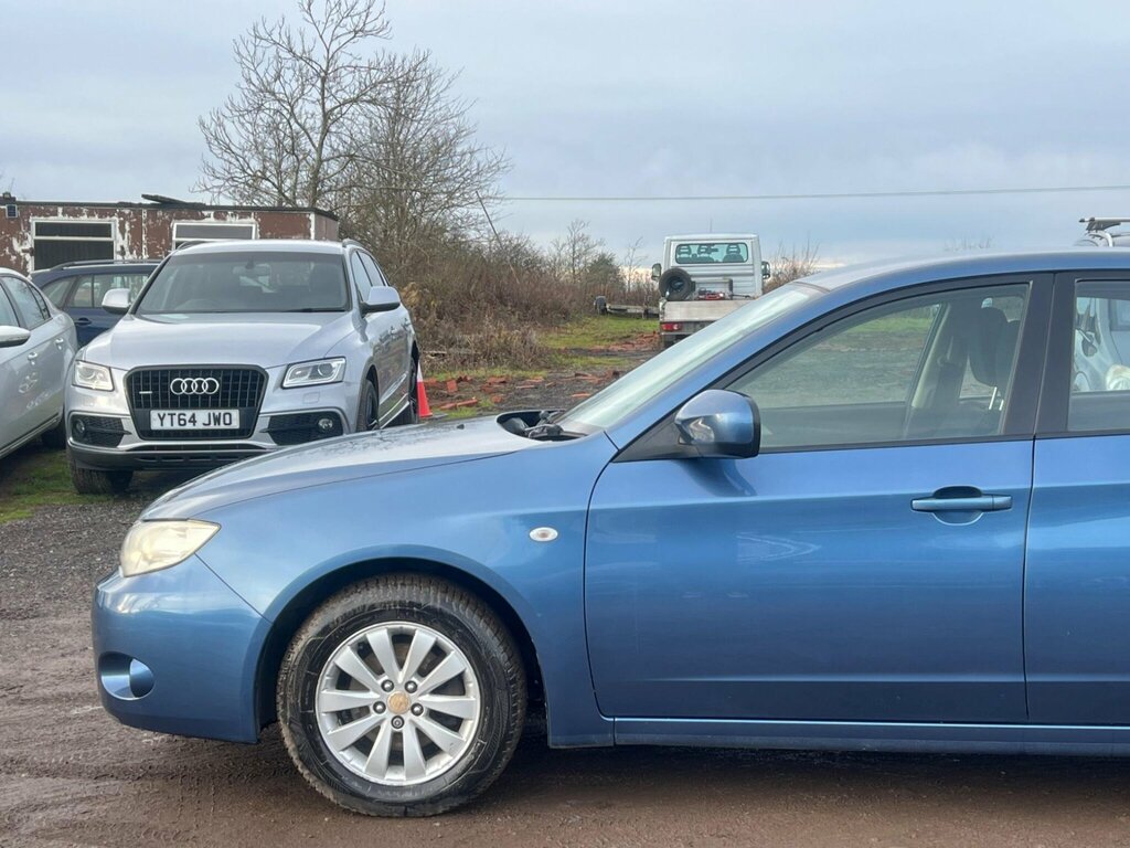 Subaru Impreza Hatchback #8