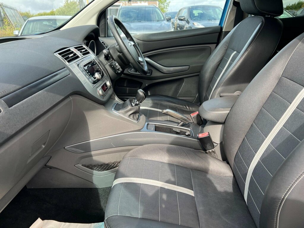 Ford Kuga Tdci Titanium Suv Black #30
