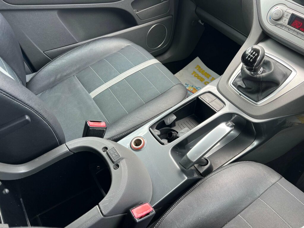 Ford Kuga Tdci Titanium Suv Black #50