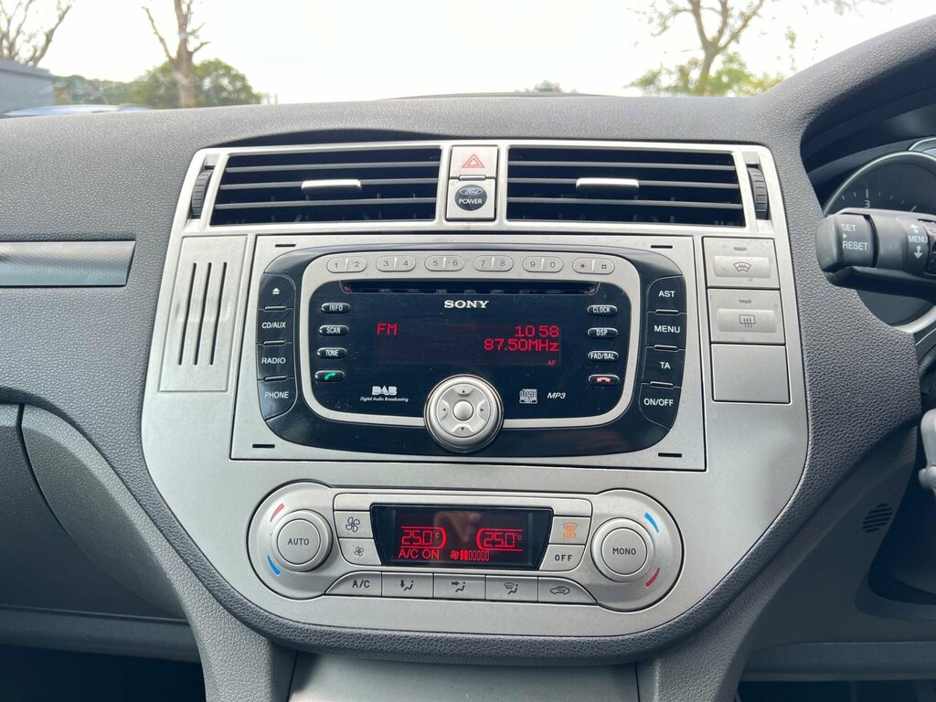 Ford Kuga Tdci Titanium Suv Black #49