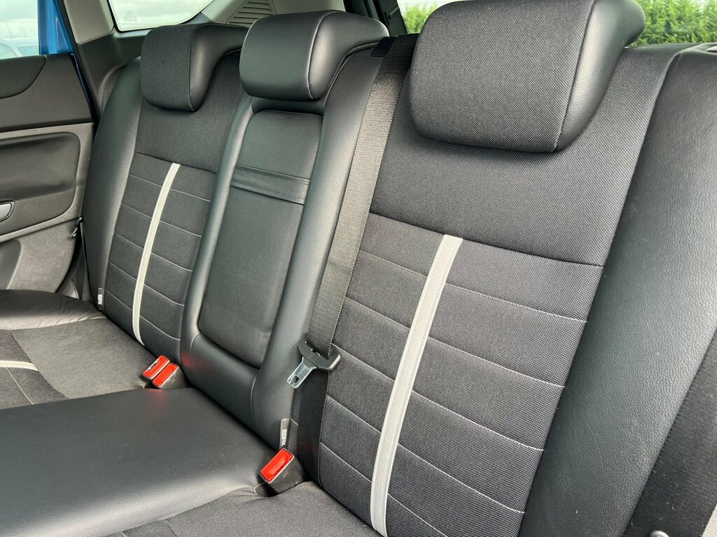 Ford Kuga Tdci Titanium Suv Black #35
