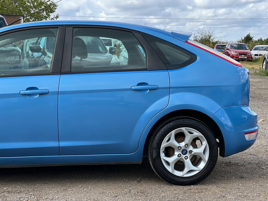 Ford Focus 1.6 Sport Silver #17