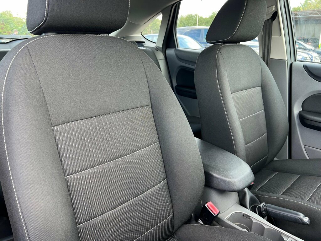 Ford Focus 1.6 Sport Silver #26
