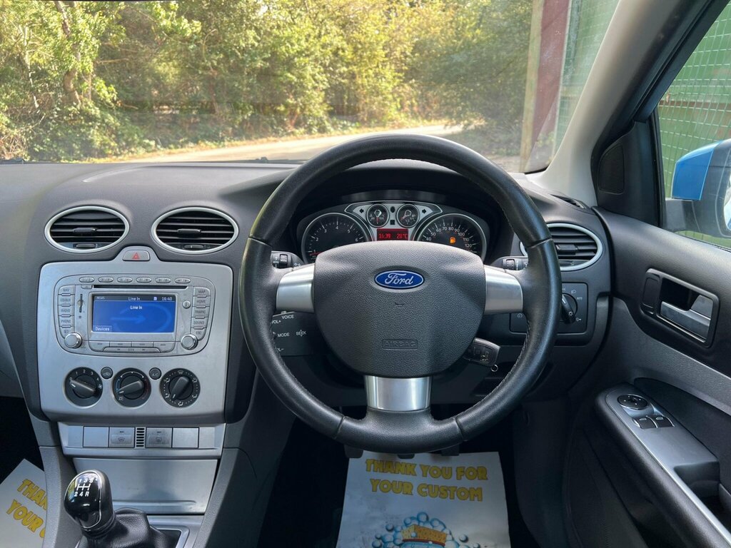 Ford Focus 1.6 Sport Silver #40