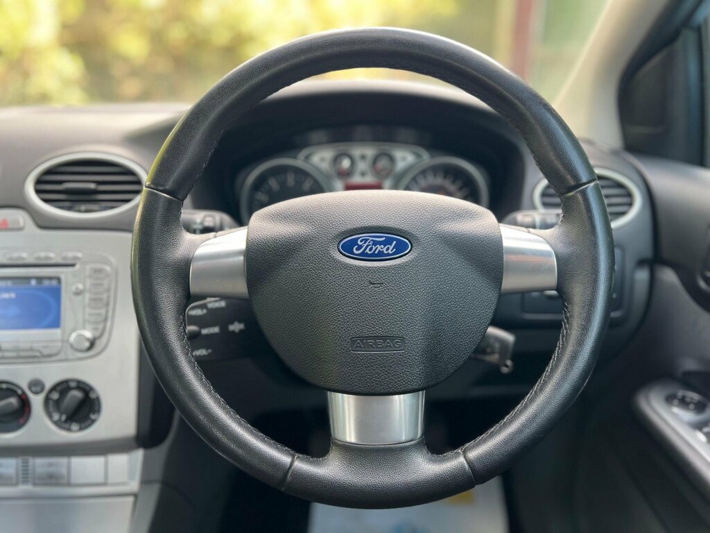 Ford Focus 1.6 Sport Silver #41