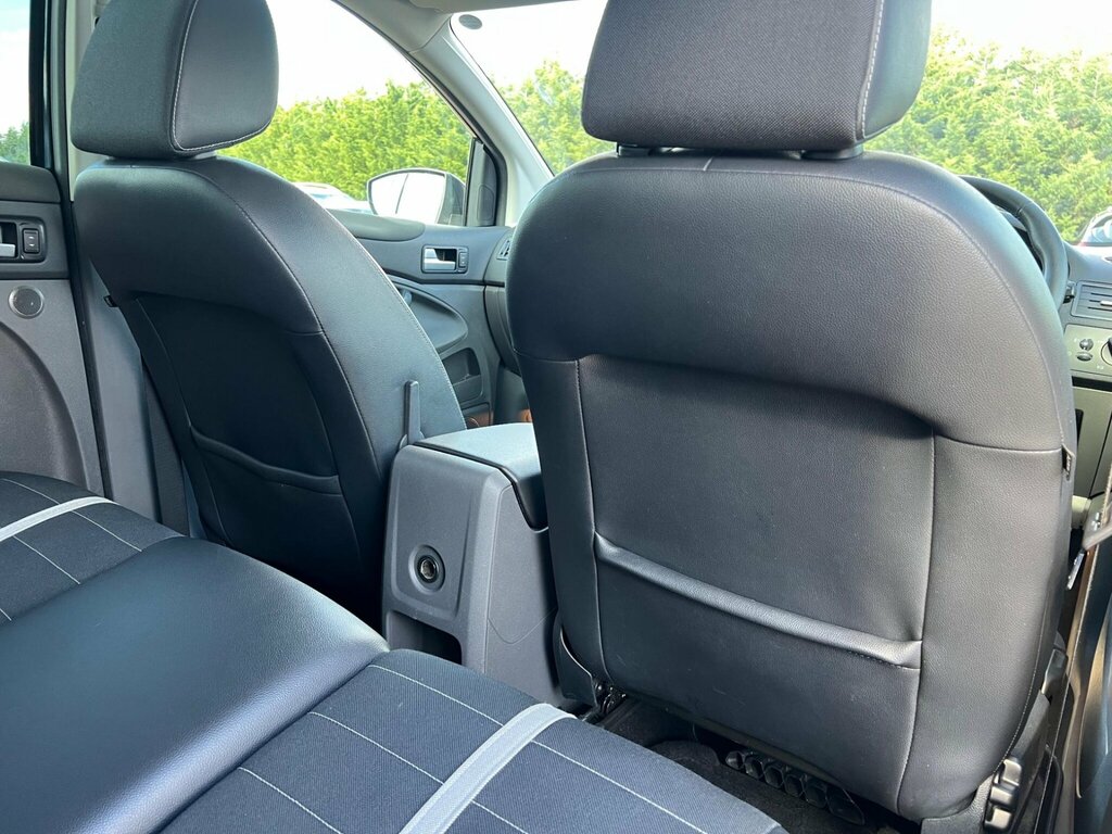 Ford Kuga Suv 2.0 Tdci Titanium 2010 White #28