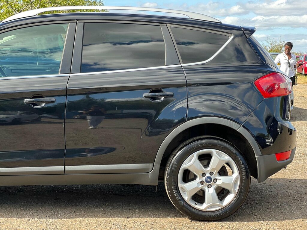 Ford Kuga Suv 2.0 Tdci Titanium 2010 White #17