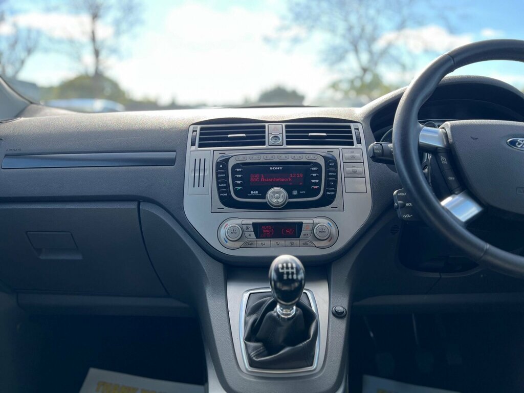 Ford Kuga Suv 2.0 Tdci Titanium 2010 White #38