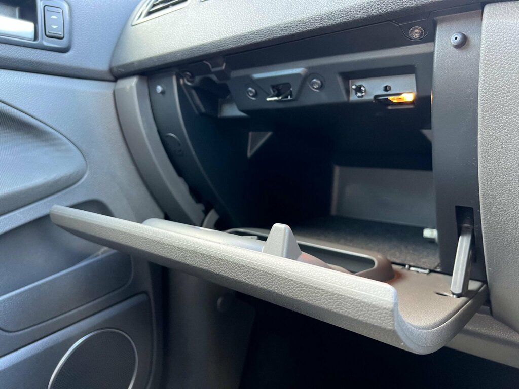Ford Kuga Suv 2.0 Tdci Titanium 2010 White #52