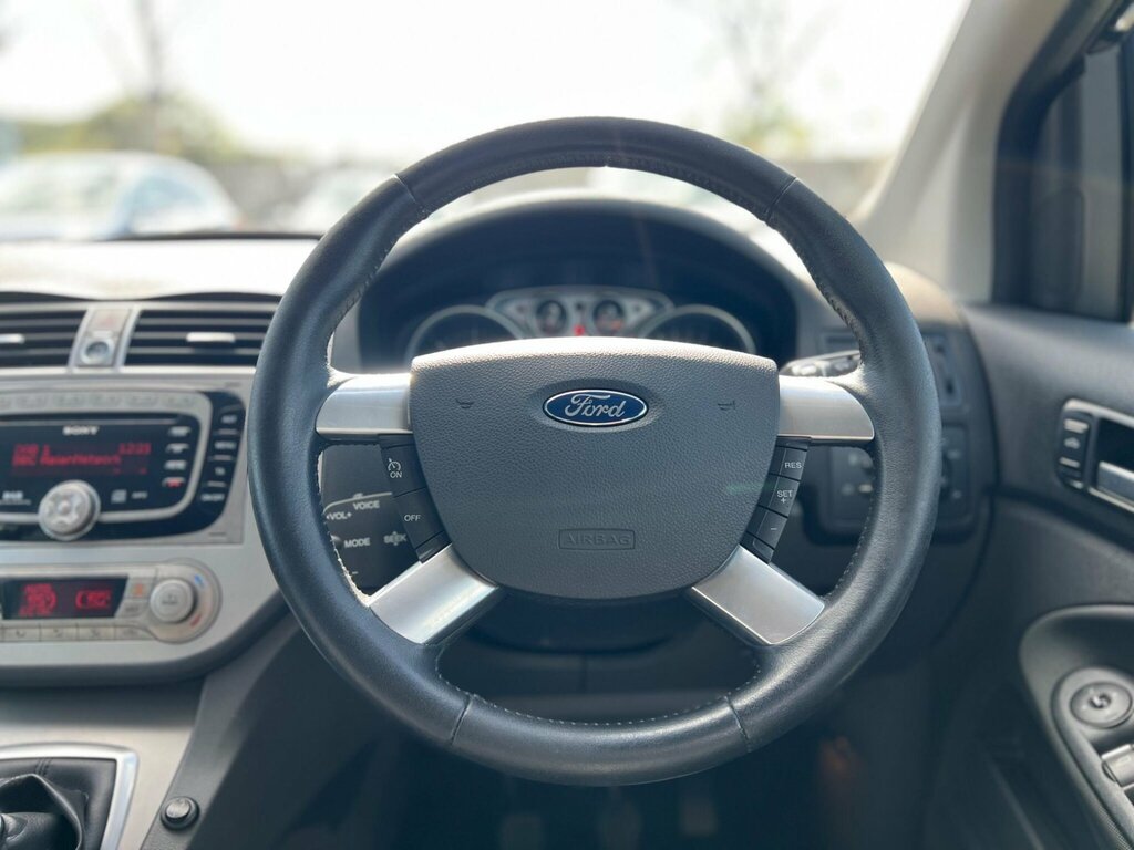 Ford Kuga Suv 2.0 Tdci Titanium 2010 White #42