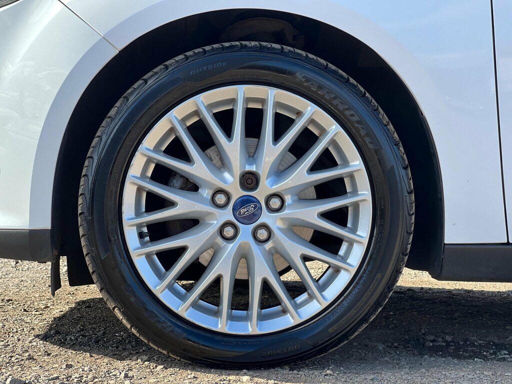 Ford Focus 1.6 Edge Euro 5 White #17
