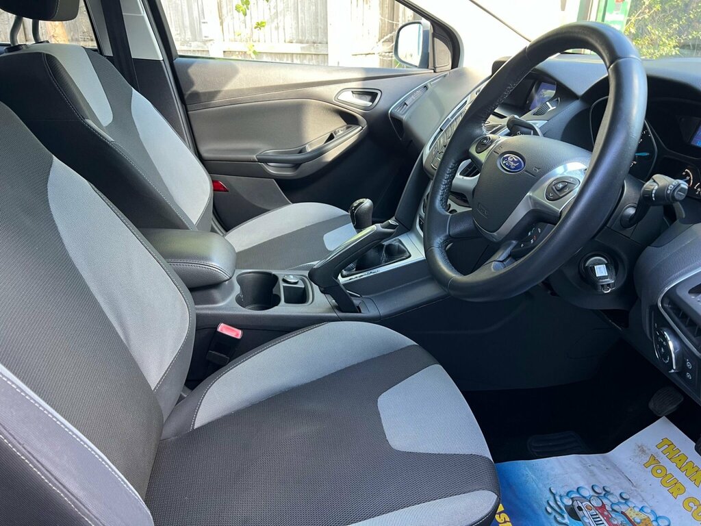 Ford Focus 1.6 Edge Euro 5 White #23