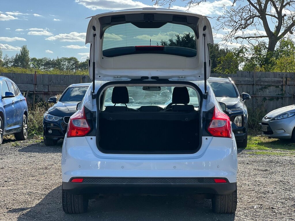 Ford Focus 1.6 Edge Euro 5 White #7
