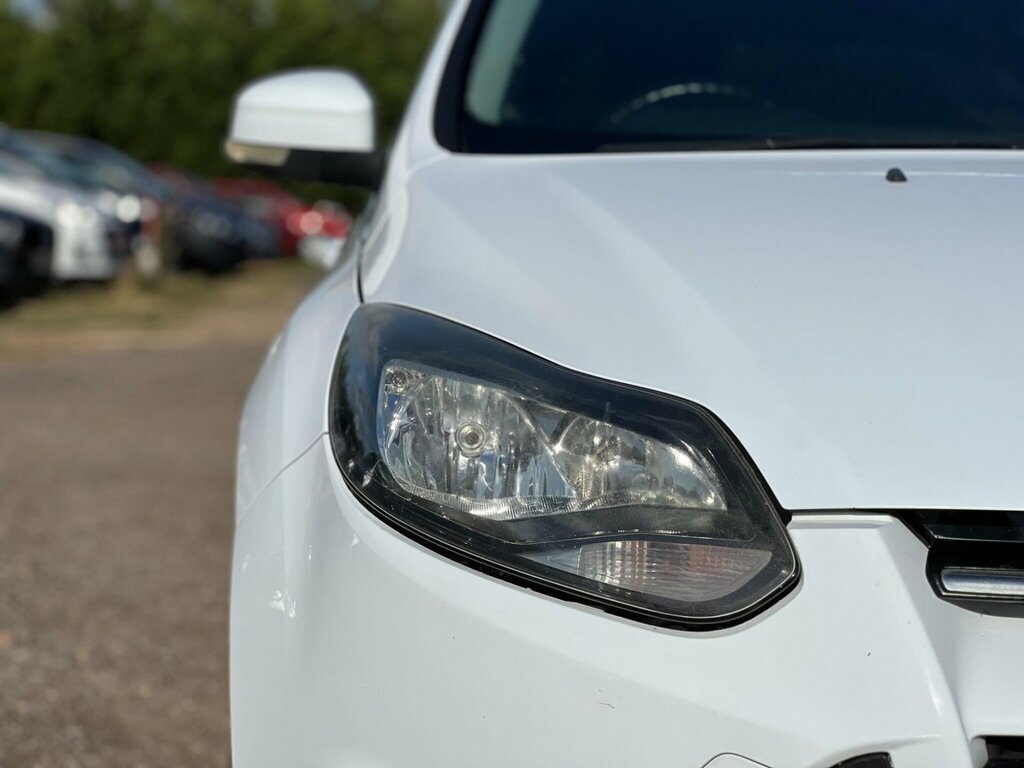 Ford Focus 1.6 Edge Euro 5 White #20