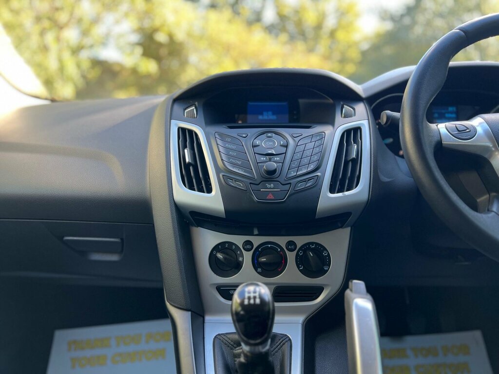 Ford Focus 1.6 Edge Euro 5 White #36