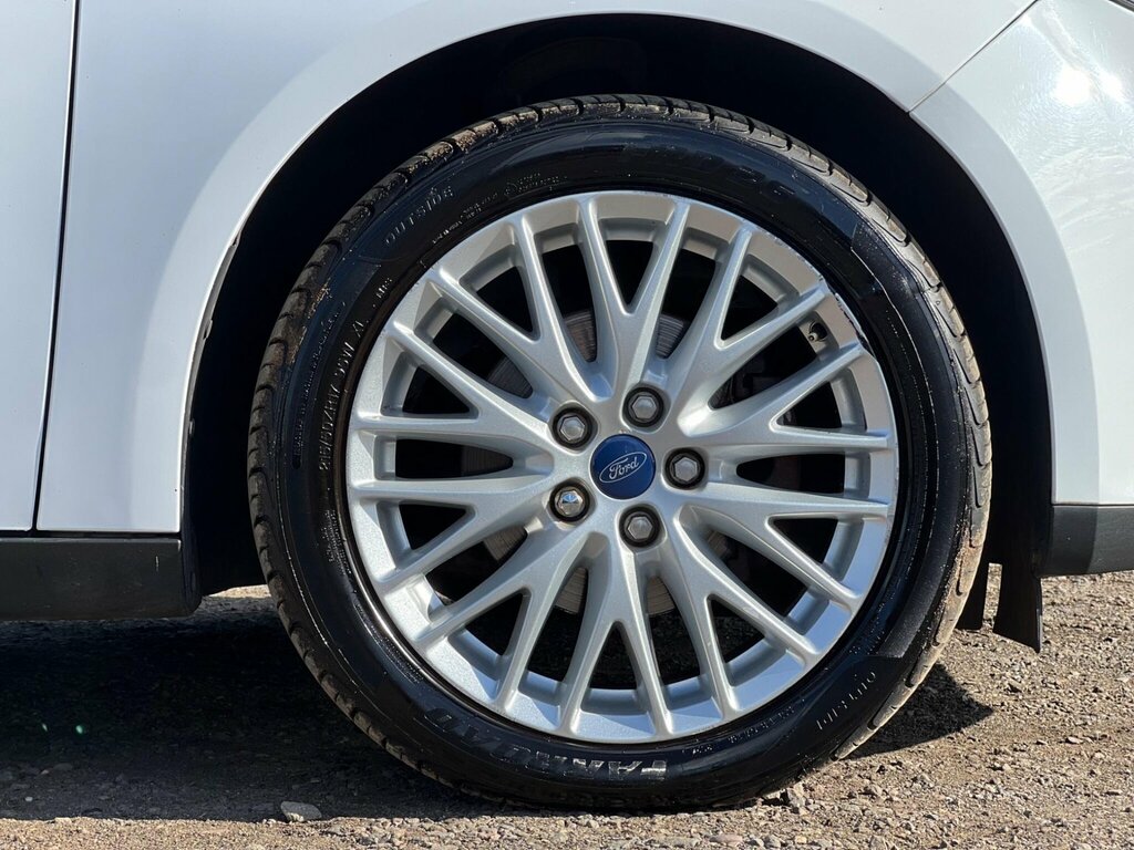 Ford Focus 1.6 Edge Euro 5 White #12
