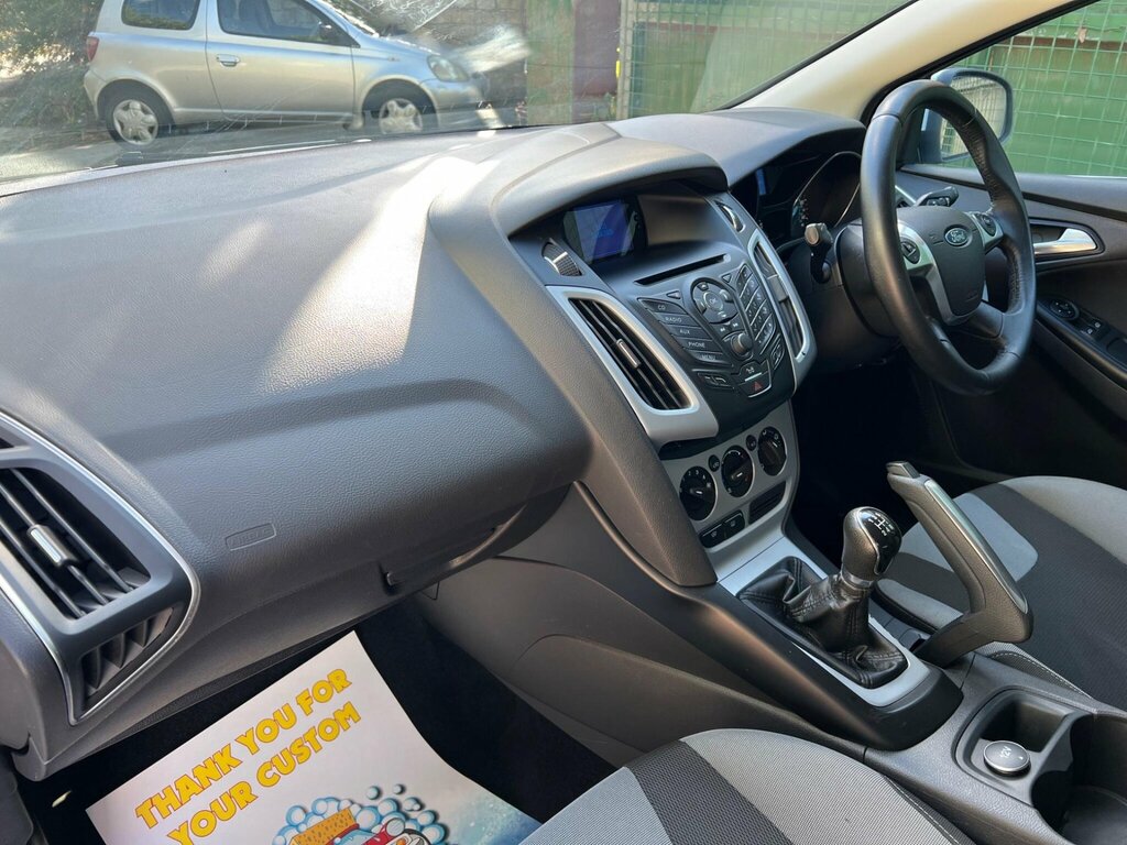 Ford Focus 1.6 Edge Euro 5 White #30