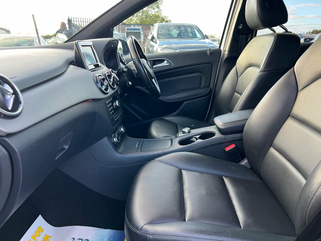 Mercedes-Benz B Class B200 Blueefficiency Sport Cdi Black #31