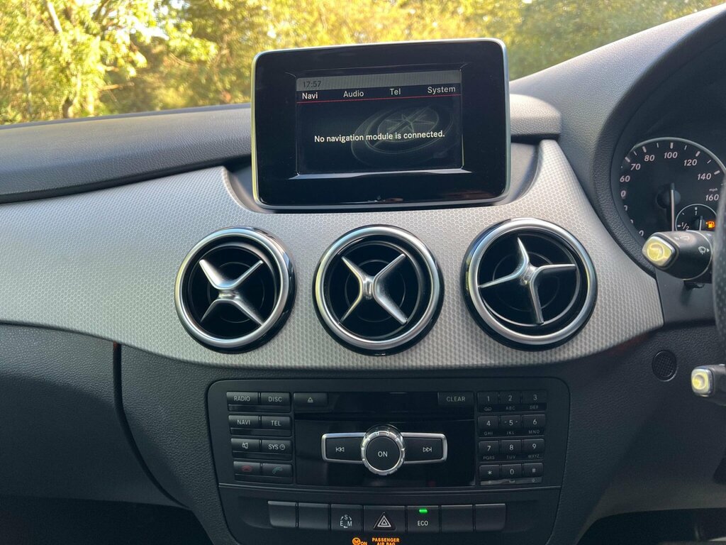 Mercedes-Benz B Class B200 Blueefficiency Sport Cdi Black #48