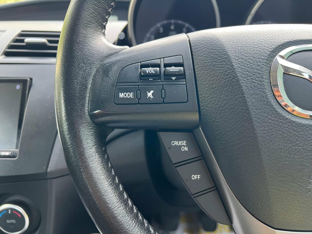 Mazda 3 1.6 Ts Hatchback Euro 5 105 Ps White #43
