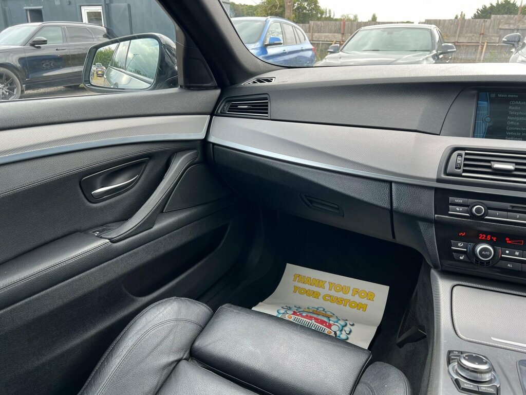 BMW 5 Series 520D M Sport Blue #38