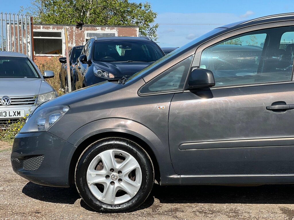 Vauxhall Zafira 2.0 Se Cdti 162 Bhp White #15