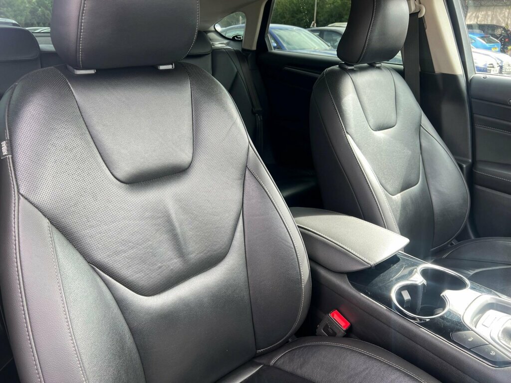 Ford Mondeo Mondeo Titanium Econetic Tdci White #27