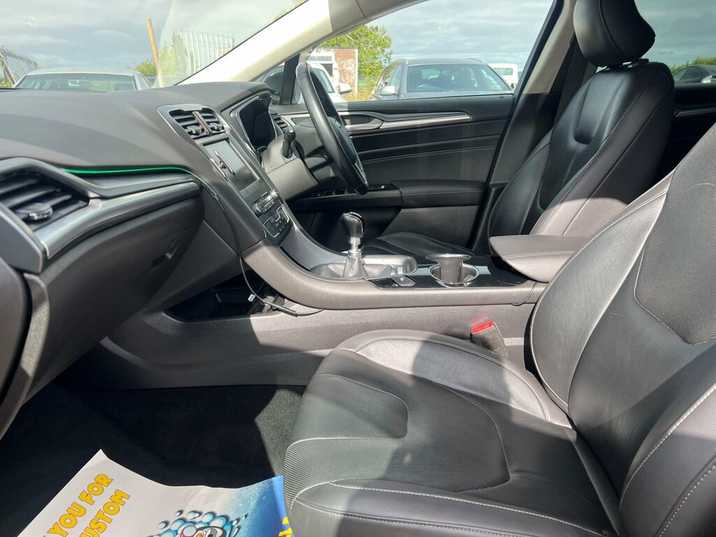 Ford Mondeo Mondeo Titanium Econetic Tdci White #32