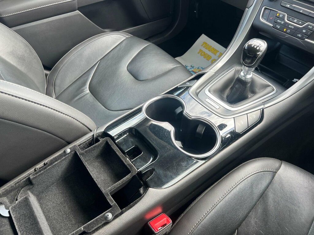 Ford Mondeo Mondeo Titanium Econetic Tdci White #54