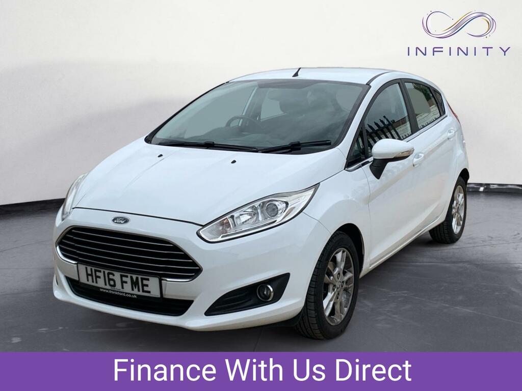 Ford Fiesta 1.0T Ecoboost Zetec White