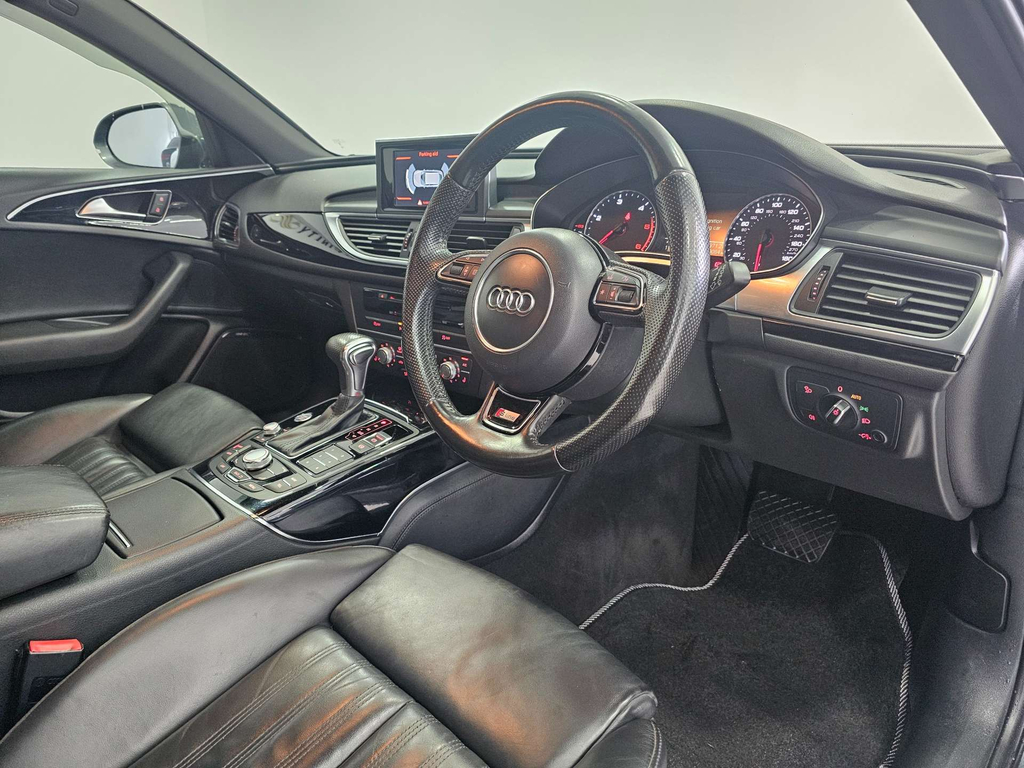 Audi A6 Black Edition Tdi Ultra LX64WNR #5