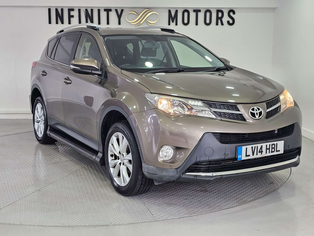 Toyota Rav 4 Invincible D-4d 4X2