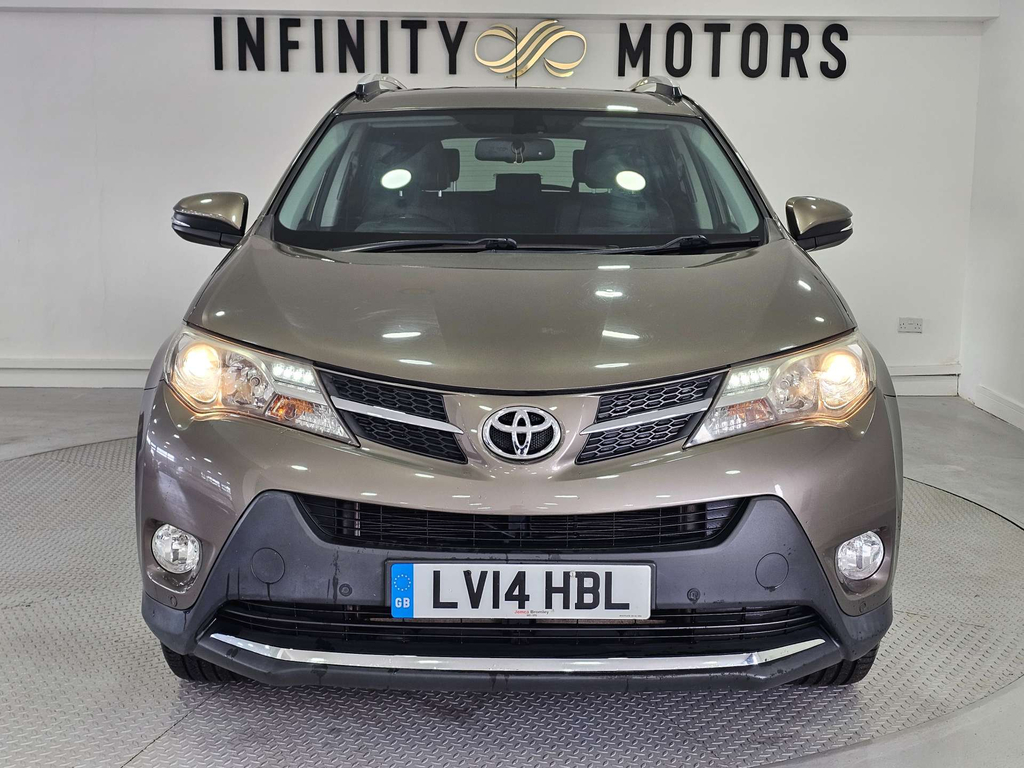 Toyota Rav 4 Invincible D-4d 4X2 #6