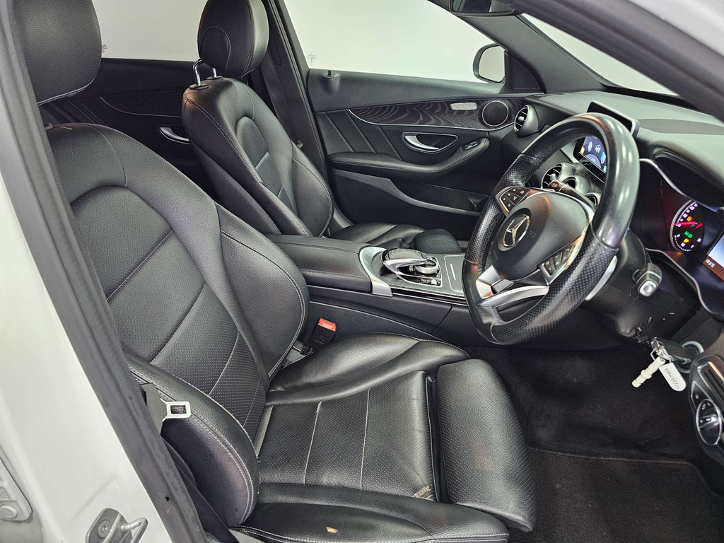 Mercedes-Benz C Class Amg Line D WF17MXG #5