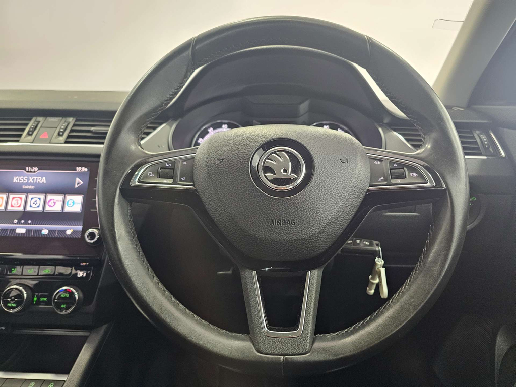 Skoda Octavia Se Tsi AO17TKJ #5