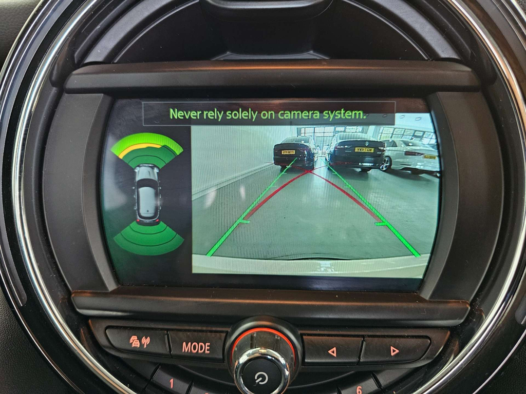 Mini Hatch Cooper D #2