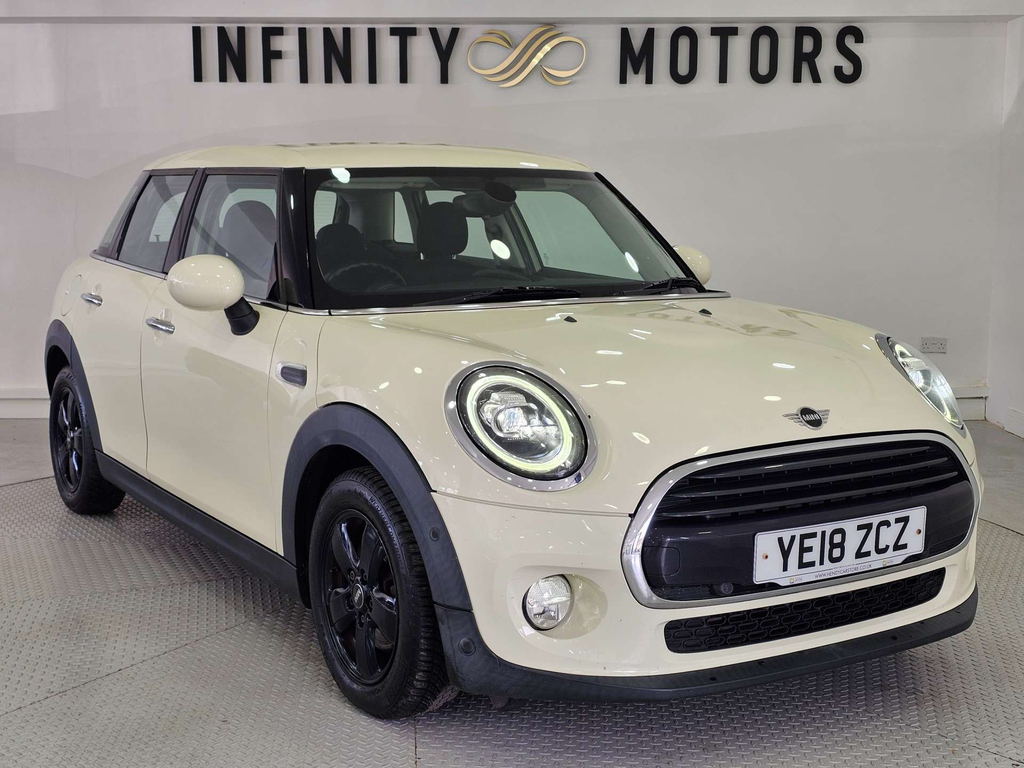 Mini Hatch Cooper D 