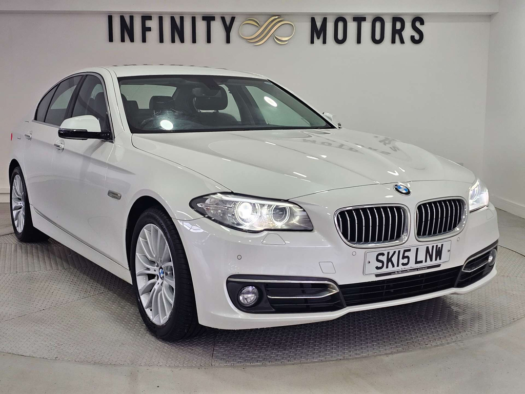 BMW 5 Series 520D Luxury SK15LNW White