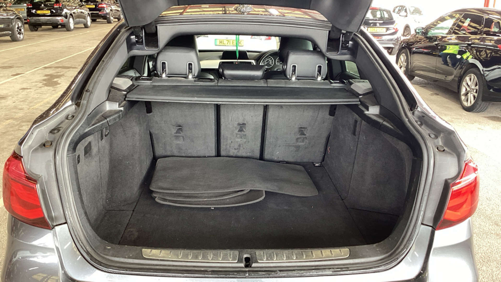 BMW 3 Series 318D Se Step Grey #7