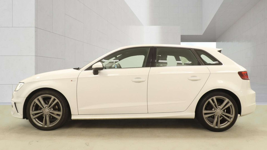 Audi A3 Sportback S Line Nav Tdi GJ65LMX #6