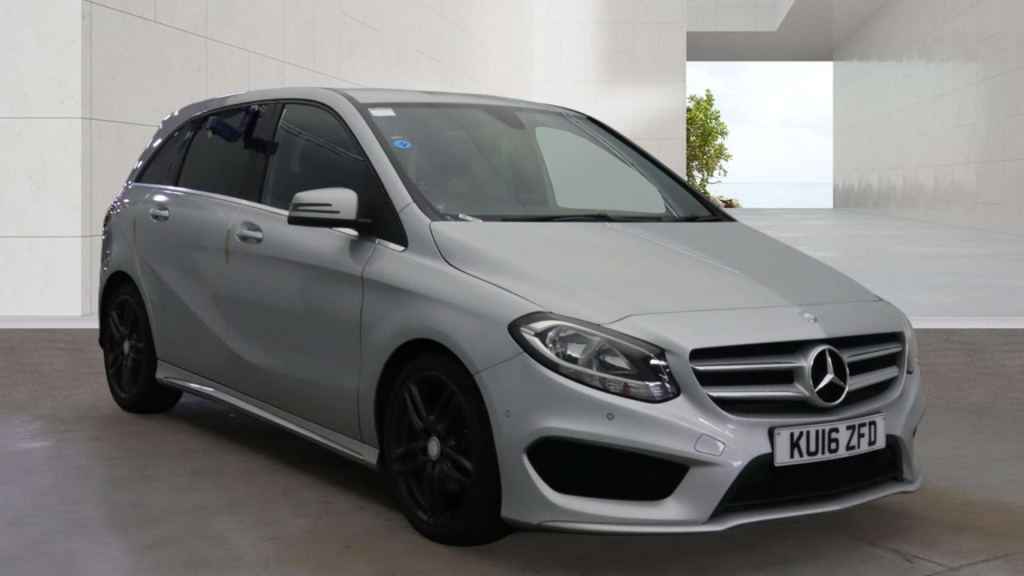 Mercedes-Benz 200 B Amg Line Executive D 