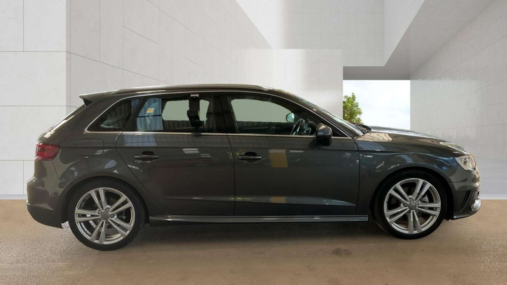 Audi A3 Sportback S Line Tfsi AU63SNN  #5