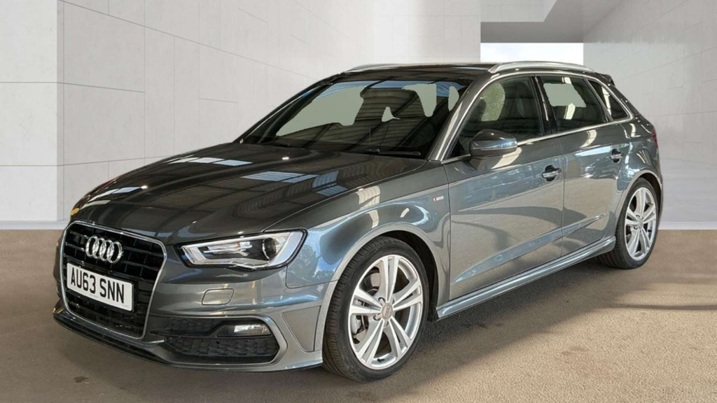 Audi A3 Sportback S Line Tfsi AU63SNN  #2