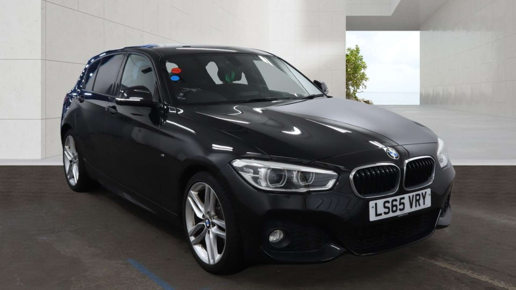 BMW 1 Series Hatchback Black #1