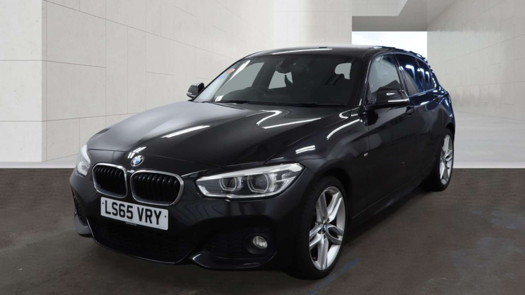 BMW 1 Series Hatchback Black #2