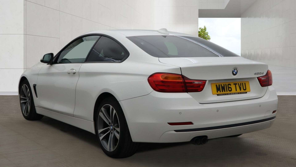 BMW 4 Series Sport White #3