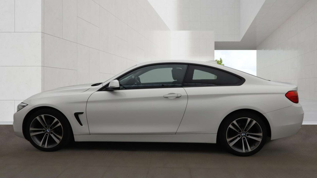 BMW 4 Series Sport White #6