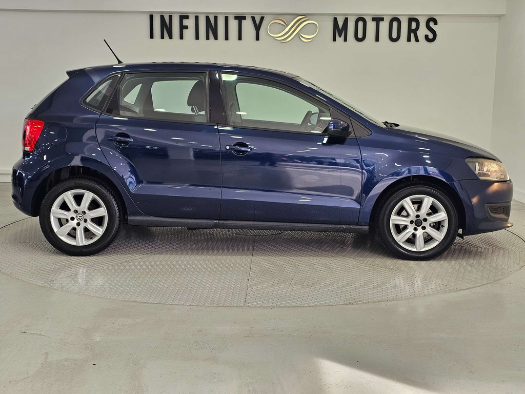 Volkswagen Polo Hatchback Red #12